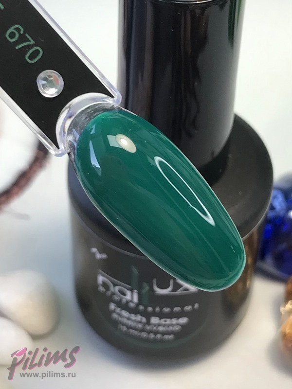 FRESH BASE RUBBER LUXNAIL #670malachite